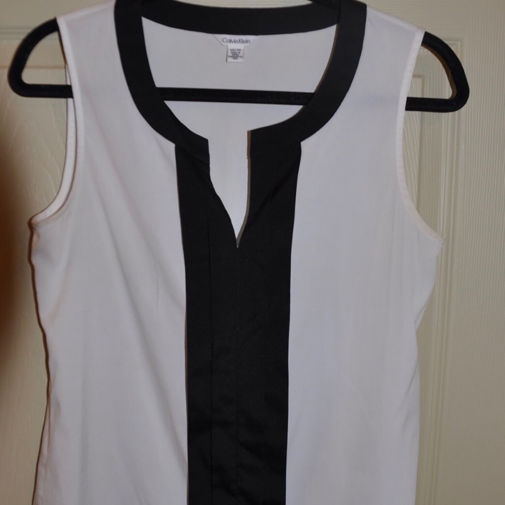 Calvin Klein White & Black Blouse